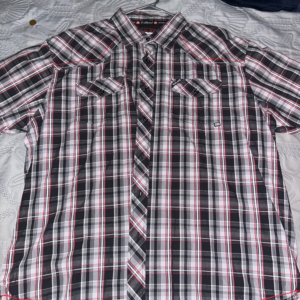 Men's Plaid Ecko Unltd Button Up. Black, White, and Red